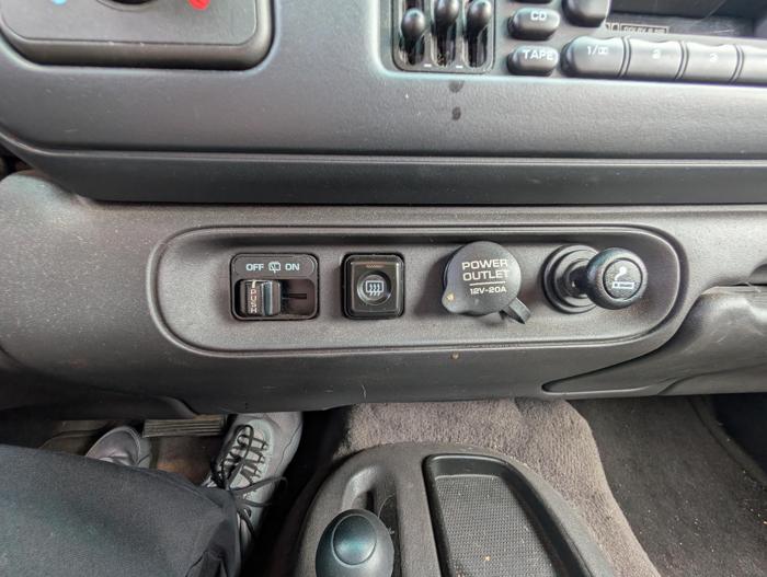 2000 dodge durango 4wd with 90439 miles for sale near elk-river, minnesota 00079428807b473183eda3368a1857ad.jpg