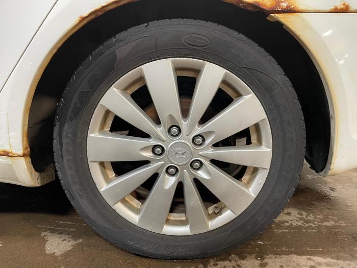 2009 hyundai sonata limited with 198144 miles for sale near elk-river, minnesota 003194d05a93481292e01ffec8f88c32.jpg
