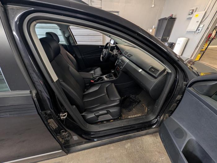 2007 volkswagen passat-wagon base with 92747 miles for sale near elk-river, minnesota 003b3a3380d84c958ca24451fcb348d5.jpg