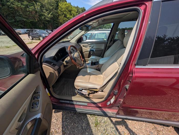 2007 volvo xc90 v8 for sale near elk-river, minnesota 004d29a5738441899cb8546e94e7fc68.jpg