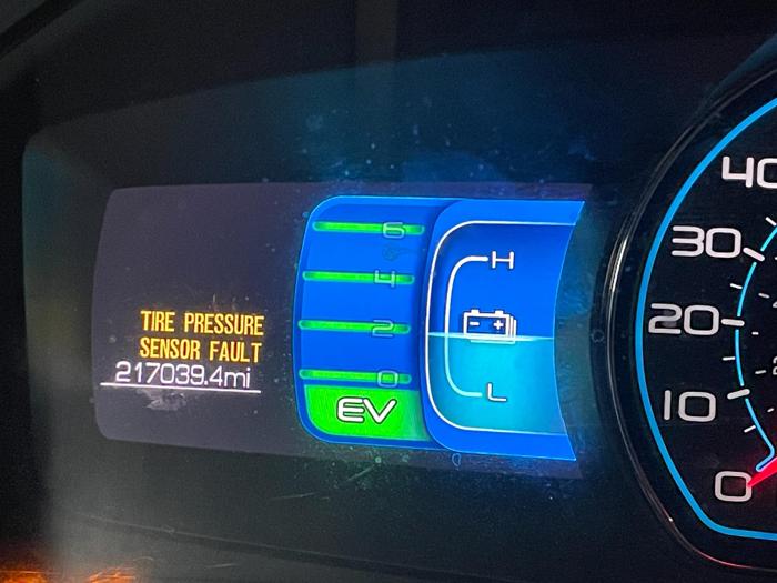2010 ford fusion with 217039 miles for sale near elk-river, minnesota 0050d517ecf844e983a78cca2e82bf8c.jpg
