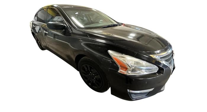 2015 nissan altima 2.5-s with 239534 miles for sale near elk-river, minnesota 005cb549ab3d4fbfbae0e07e3d97789a.jpg
