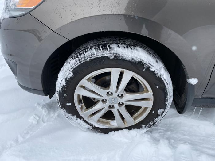 2012 hyundai santa-fe limited-3.5-4wd with 105003 miles for sale near elk-river, minnesota 005fbccd033e4766a31d1356ac4e09e0.jpeg