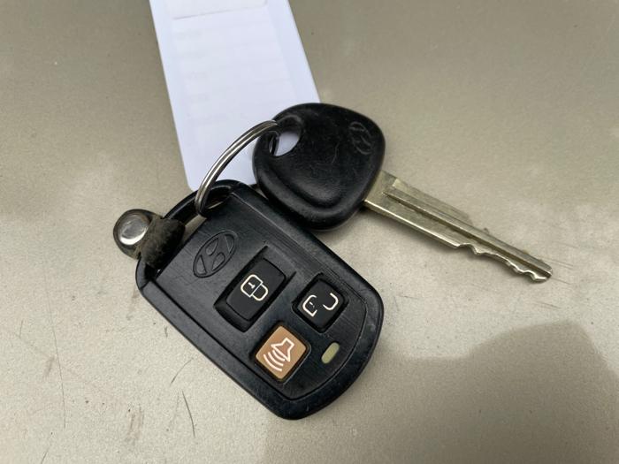 2006 hyundai elantra gls-4-door with 265742 miles for sale near elk-river, minnesota 007875e3349c4c7db2a0aa663f1f5e3b.jpeg