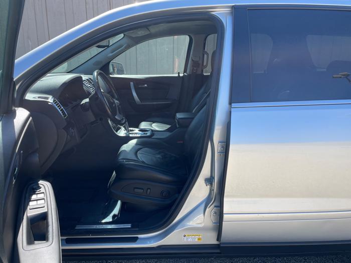 2012 gmc acadia with 171282 miles for sale near burnsville, minnesota 00924b30664d4c06b5010111dfce235f.jpeg