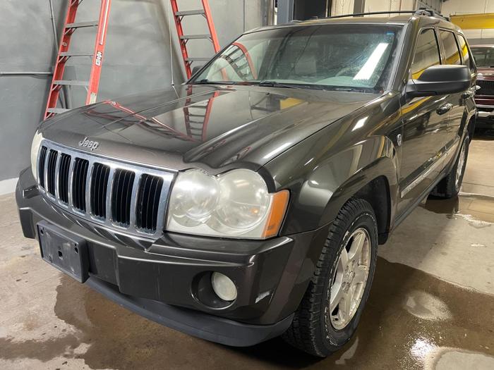 2005 jeep grand-cherokee limited with 207550 miles for sale near elk-river, minnesota 00a069096c1d49a592d6f26dff305839.jpg