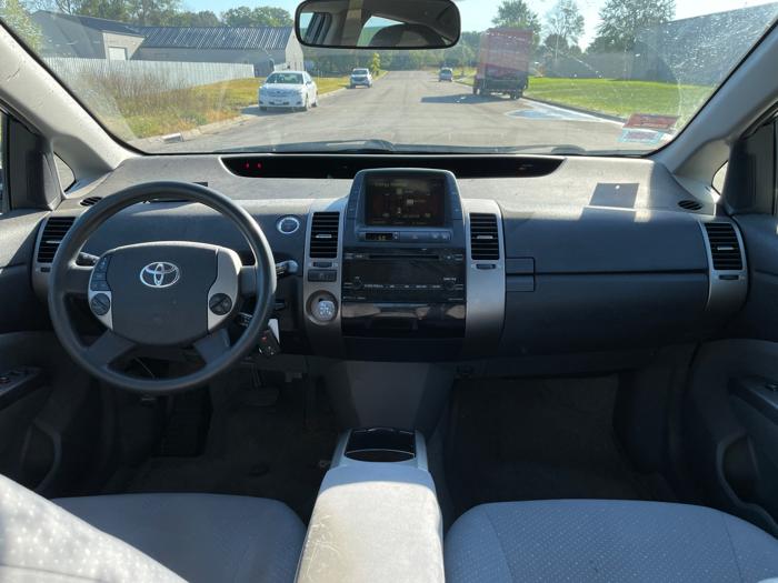 2007 toyota prius 4-door-liftback with 182489 miles for sale near elk-river, minnesota 00a6b3b4bb3a43ee9659a950f530f8a5.jpeg