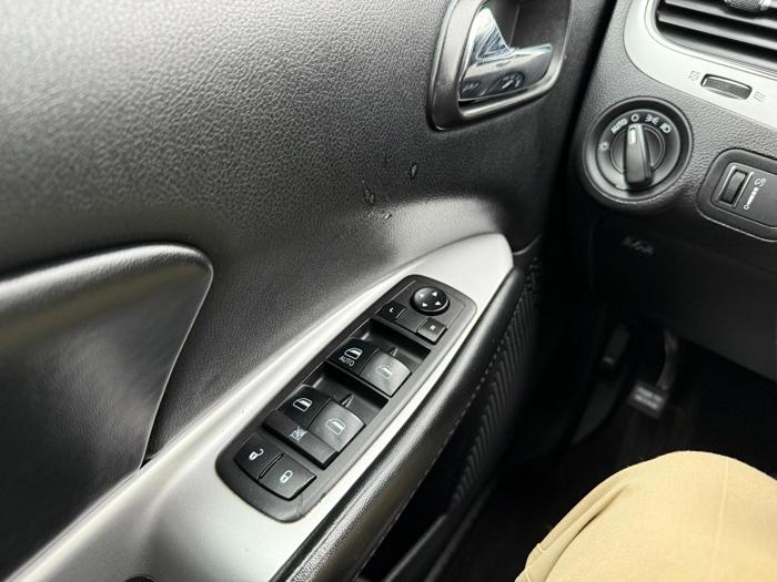 2018 dodge journey se with 114253 miles for sale near saint-paul, mn 00a7ba61217c4bc2978ec0c8ec96f1a8.jpg
