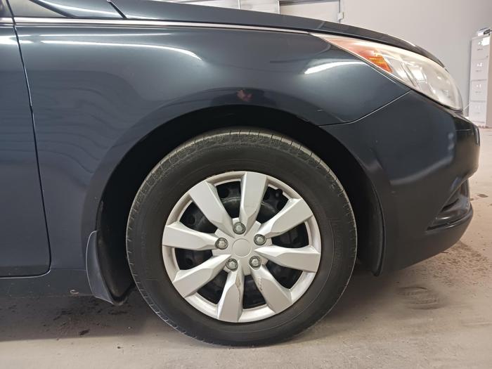 2011 hyundai sonata gls-auto with 219831 miles for sale near elk-river, minnesota 00b33aa549c8441ca2aae9d178f3c8ba.jpg