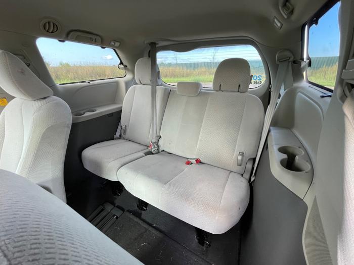 2011 toyota sienna le-8-pass-v6 with 190349 miles for sale near elk-river, minnesota 00b7a6c1f54742abba076f238612f36b.jpeg