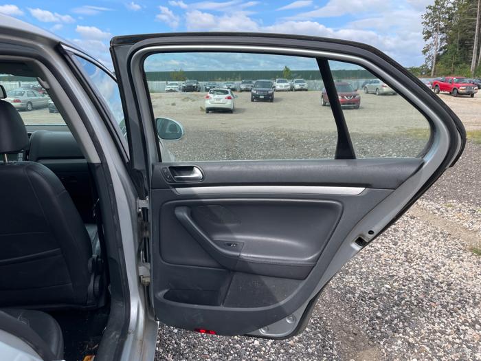 2006 volkswagen jetta tdi with 227110 miles for sale near elk-river, minnesota 00d0675bda29459ab591b03a6430a60d.jpeg