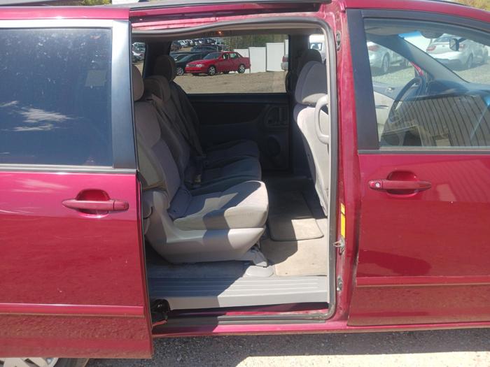 2006 toyota sienna le-7-passenger with 244412 miles for sale near elk-river, minnesota 00dc7faae6e74b73988ed49b969bf6f2.jpg