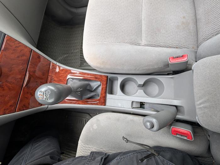 2005 toyota corolla ce with 194833 miles for sale near elk-river, minnesota 00e6b2253c2c4783ae41f76ba78dfe5c.jpg