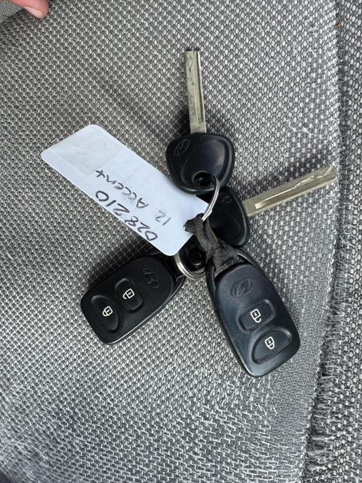 2012 hyundai accent gs-5-door with 169292 miles for sale near elk-river, minnesota 00f7bf40f1f04d578d8e367a1a61d227.jpg