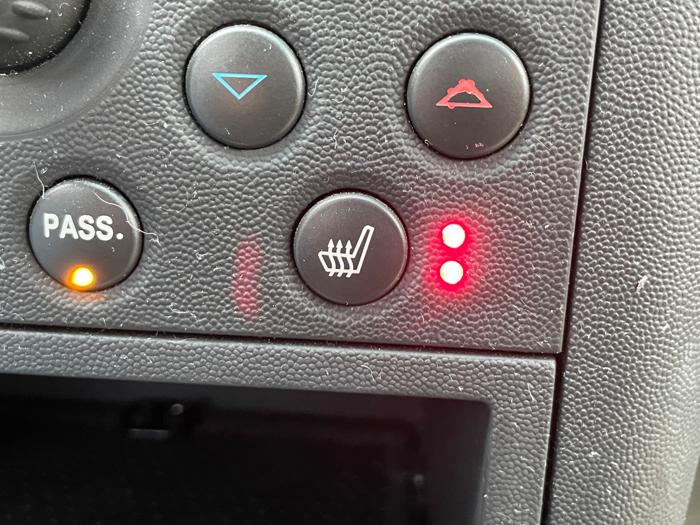 2005 pontiac grand-prix gt2 with 251382 miles for sale near elk-river, minnesota 01136622be444fbc92196ad2e50fa5ff.jpeg