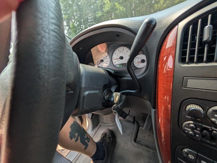 2006 chrysler town-&amp;-country lx with 222575 miles for sale near elk-river, minnesota 0154cdff159e4c25a43761e63b6e4f48.jpg