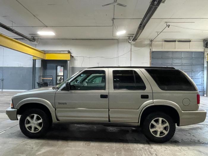 2001 oldsmobile bravada with 89748 miles for sale near elk-river, minnesota 01701fd9e51a4bec88d9c77f726637fb.jpg