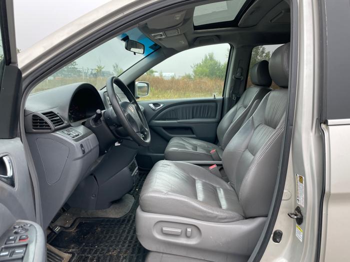 2005 honda odyssey ex-w--leather-dvd with 235456 miles for sale near elk-river, minnesota 01b7d35f5eba4b62890e266f525b5ded.jpeg