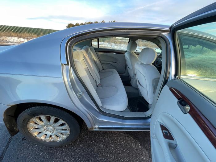 2006 buick lucerne cx with 125353 miles for sale near elk-river, minnesota 01bd7b7e7a2a428799da5eee5817e176.jpeg
