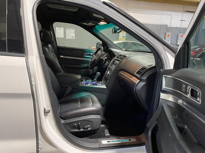 2016 ford explorer sport with 185768 miles for sale near elk-river, minnesota 01dcb66391304bf89b9571724ccdfdb5.jpg