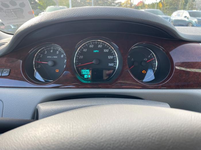 2007 buick lucerne cxl-v8 with 188221 miles for sale near white-bear-lake, minnesota 01f7b82f7d97498d8e62301138e4e4a9.jpeg