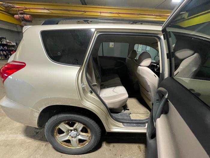 2006 toyota rav4 base-i4-4wd with 175445 miles for sale near elk-river, minnesota 024a8b363b3e4feaa8f761fad9acf277.jpeg