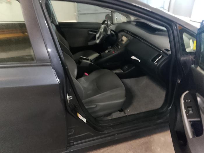 2012 toyota prius prius-ii with 267935 miles for sale near elk-river, minnesota 02a369ac8617410fbd0bb53754851ac0.jpg