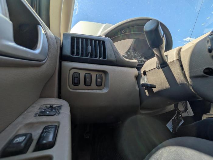 2006 mitsubishi endeavor limited-awd with 231838 miles for sale near elk-river, minnesota 02c0b0a2f832461ebbda25b710dcb21f.jpg