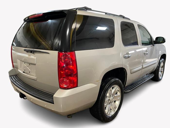 2008 gmc yukon slt with 272629 miles for sale near elk-river, minnesota 02c31e94ce4a43ce994ec409bc9a1abc.jpg