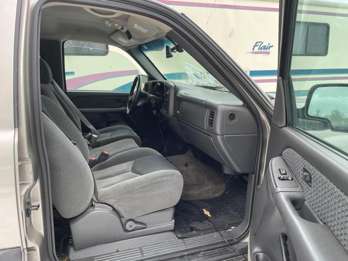 2003 chevrolet avalanche 1500 with 174308 miles for sale near elk-river, minnesota 02c532d8720c48a98c4366debd0901c5.jpg
