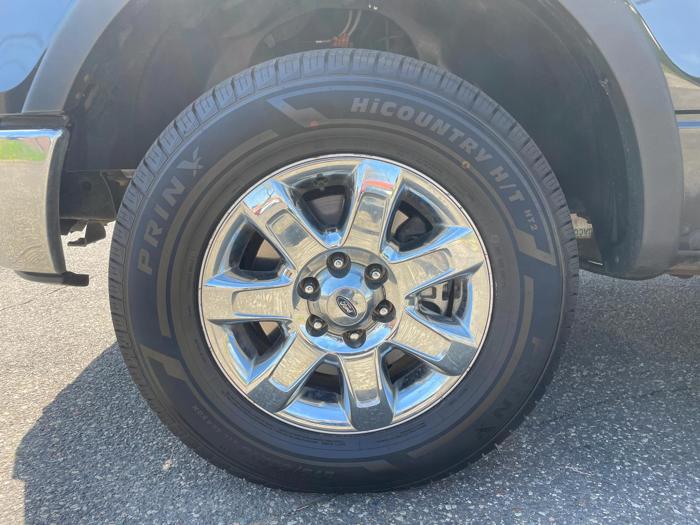 2014 ford f-150 xlt with 157960 miles for sale near columbia-heights, minnesota 02f42d6cc9df44d5a008c9ea2f9ebeb6.jpg