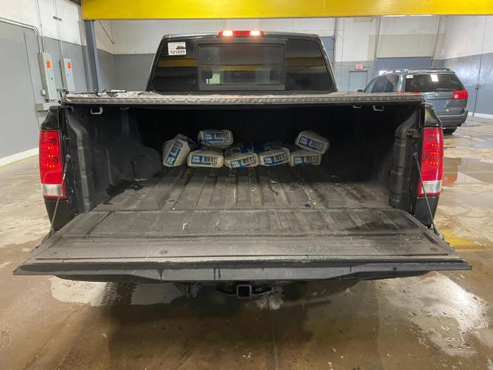 2008 nissan titan se with 158556 miles for sale near elk-river, minnesota 02fcf406253f4cb68ebee277d3a64cfa.jpg
