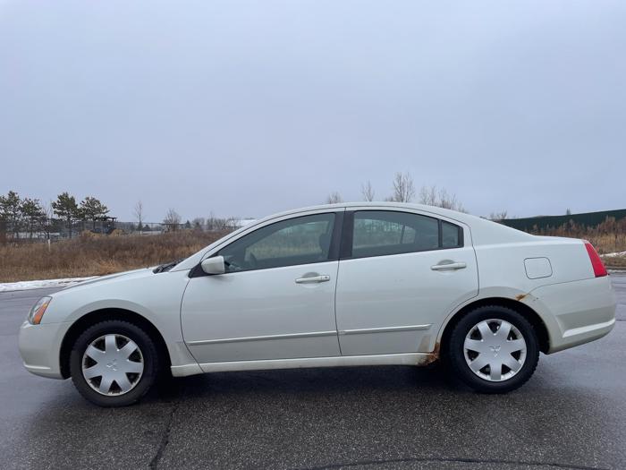 2004 mitsubishi galant with 168209 miles for sale near elk-river, minnesota 031cb15e341846f1bbeaf24b0402aa5e.jpg
