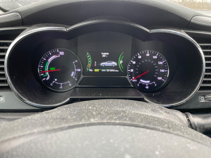 2012 kia optima-hybrid sedan with 221890 miles for sale near rochester, minnesota 0330e7ebc3e34904b1037a2c63889f4e.jpeg