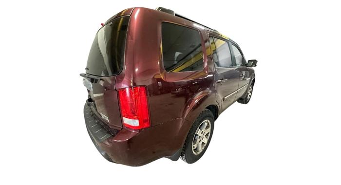 2010 honda pilot touring-4wd-5-spd-at with 226699 miles for sale near elk-river, minnesota 03342c080337452685d4ed7f3b6fc0e7.jpg