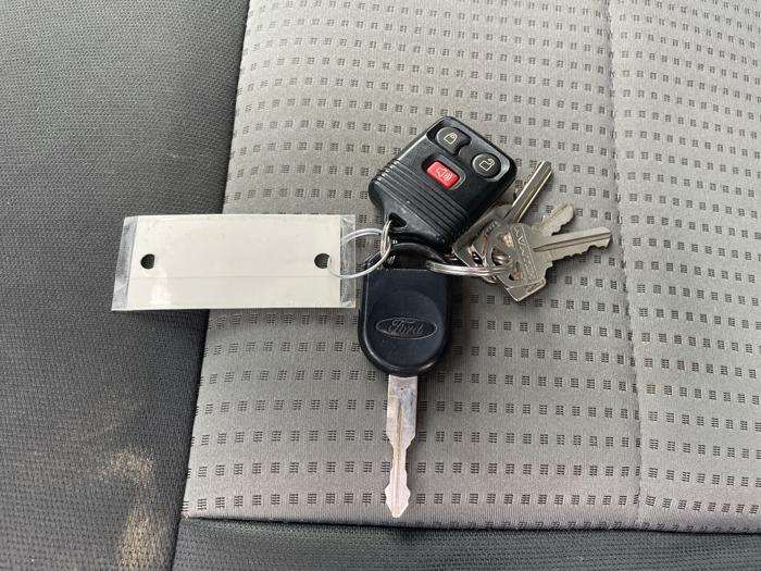 2008 ford f-150 xlt-supercrew-short-box-4wd with 136261 miles for sale near fridley, minnesota 03381dde4e60482eafa2b83fdd57d6ee.jpeg