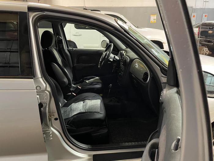 2005 chrysler pt-cruiser touring-edition with 89918 miles for sale near elk-river, minnesota 03499d605d594f4ba2344ec021d80a65.jpg
