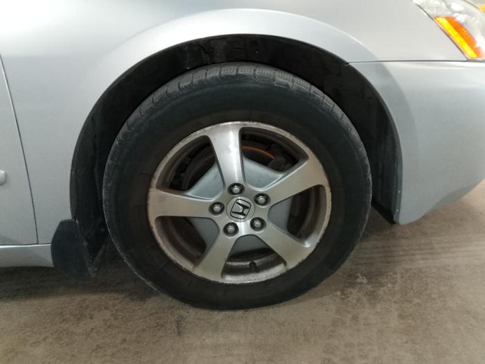 2005 honda accord-hybrid v6-5-speed-at with 202413 miles for sale near elk-river, minnesota 038e836b938548fb8d8eec5206a703e6.jpg