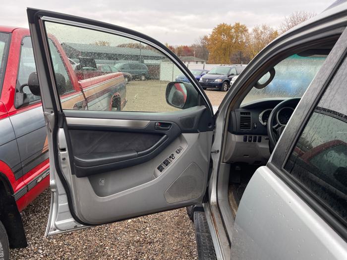 2004 toyota 4runner sr5-4wd with 157336 miles for sale near elk-river, minnesota 03bf06f658144243b52a8b7e8ccaa3eb.jpeg