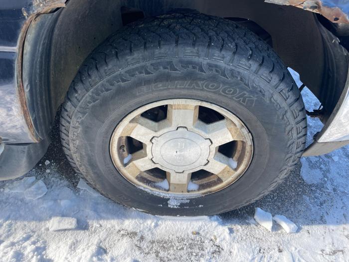 2004 gmc yukon slt with 233066 miles for sale near fridley, minnesota 03fc6fd34a2a4c7eb2da6e735f4e4fd4.jpeg