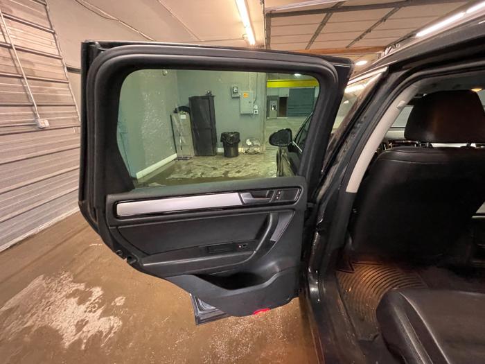 2012 volkswagen touareg vr6-lux with 229771 miles for sale near elk-river, minnesota 03fe65418f9548898d441e7a5ff77093.jpeg