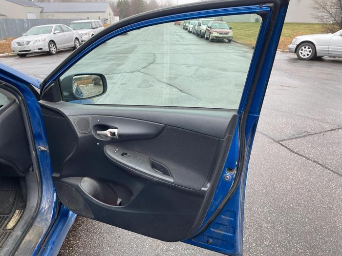 2009 toyota corolla base with 179173 miles for sale near elk-river, minnesota 04063c2320cb4a3895090fe27b2b0dbd.jpg