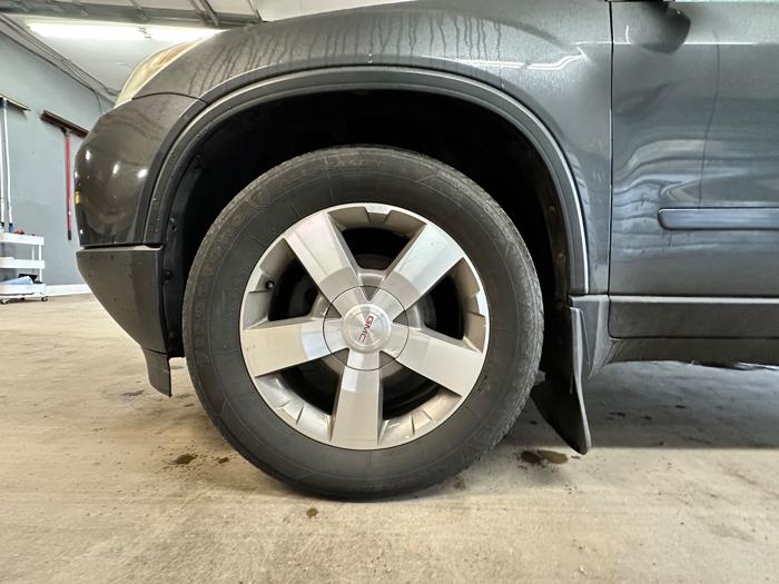 2011 gmc acadia slt-1-awd with 183653 miles for sale near elk-river, minnesota 04155b5ccace4ab5a3303f968c35a750.jpeg