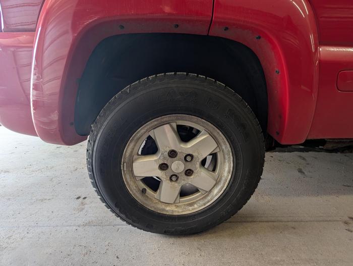 2003 jeep liberty limited-4wd with 186488 miles for sale near elk-river, minnesota 043677e622854b13a57a45961f2f1a84.jpg