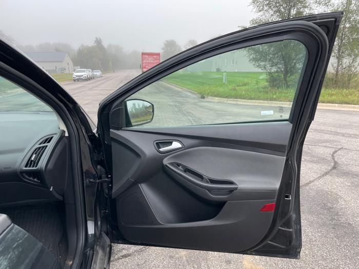 2013 ford focus se-sedan with 141999 miles for sale near elk-river, minnesota 043abf484e2e47b480aa204bb6b59556.jpeg