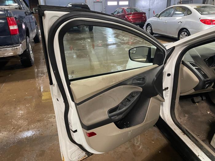 2012 ford focus se with 143824 miles for sale near elk-river, minnesota 044e9df02dd44a2392dac934dac8bc1c.jpg