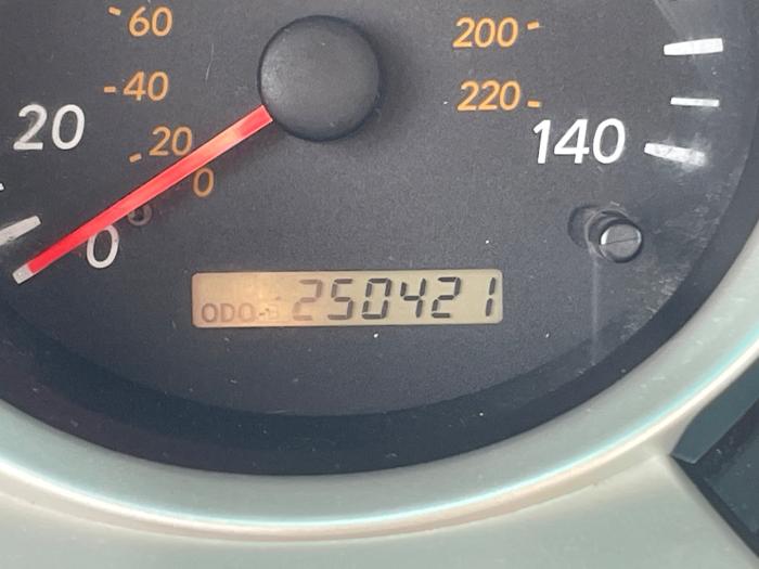 2004 toyota highlander v6-2wd with 250421 miles for sale near jordan, minnesota 048e87bf3e5446809c9ab265886a8152.jpeg