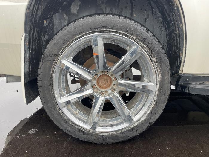 2012 chevrolet tahoe ltz-4wd with 200176 miles for sale near rochester, minnesota 049ea791f5b1415da85a2f27f79a2fbe.jpeg