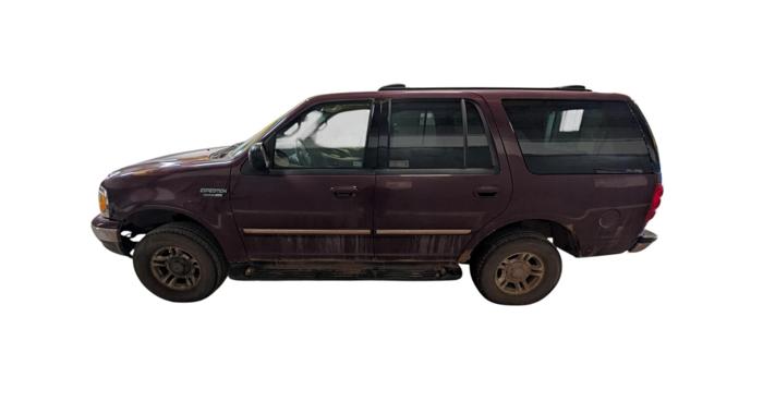2001 ford expedition xlt-4wd with 169685 miles for sale near elk-river, minnesota 04d6e68591f8426b9c2119874f6398fa.jpg