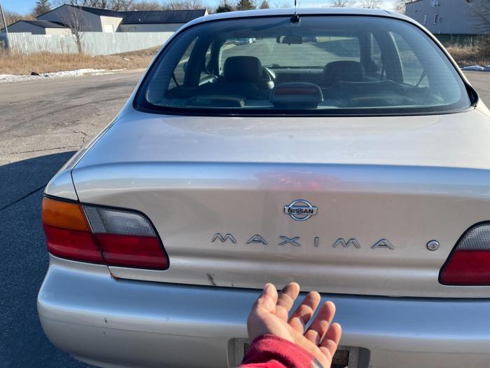 1996 nissan maxima with 267808 miles for sale near elk-river, minnesota 05112c52c75c490c8165cf1164c57699.jpg